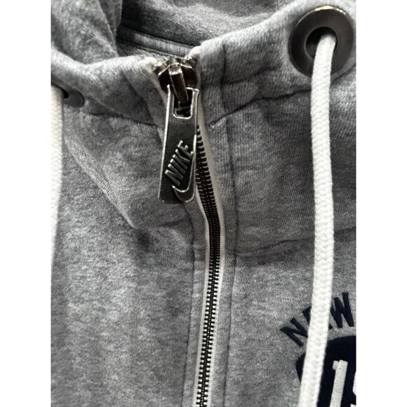 New England Patriots Women’s Small Full Zip Hoodie NFL by Nike Embroidered Logo - Picture 4 of 12